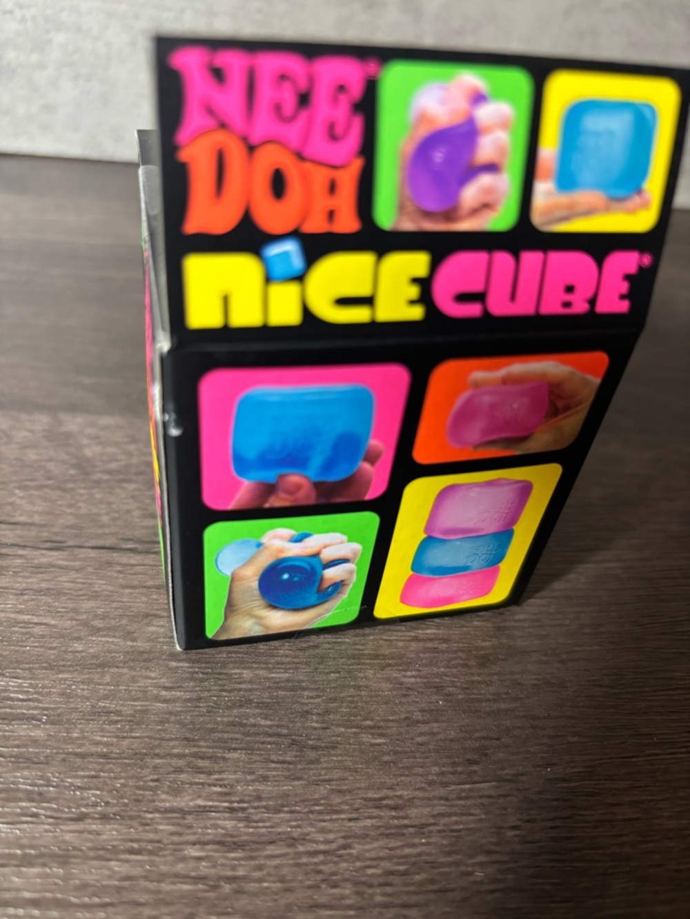 NeeDoh Nice Cube Blue Super Solid Squish - Picture 4 of 6